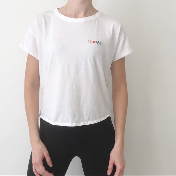 Lou & Grey • 100% Cotton Embroidered Tee - Picture 2 of 8